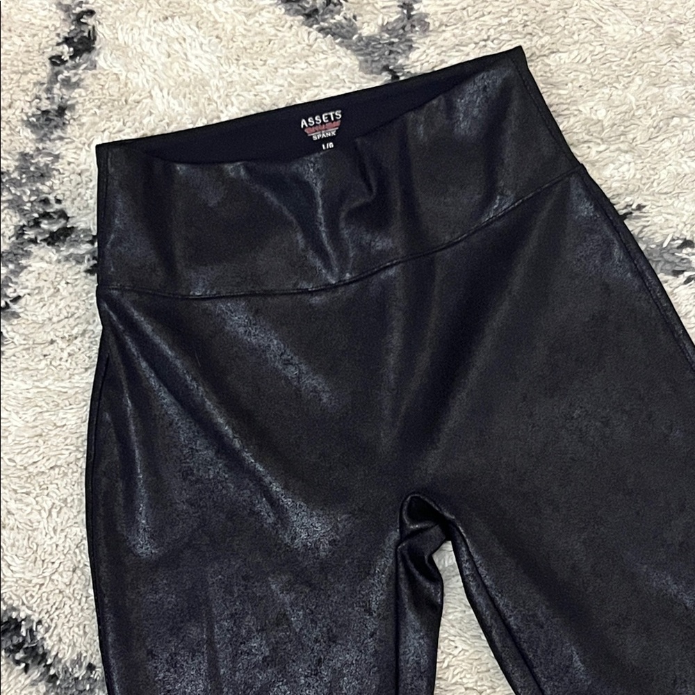 Assets Red Hot Label by Spanx Black Leggings - Picture 3 of 7